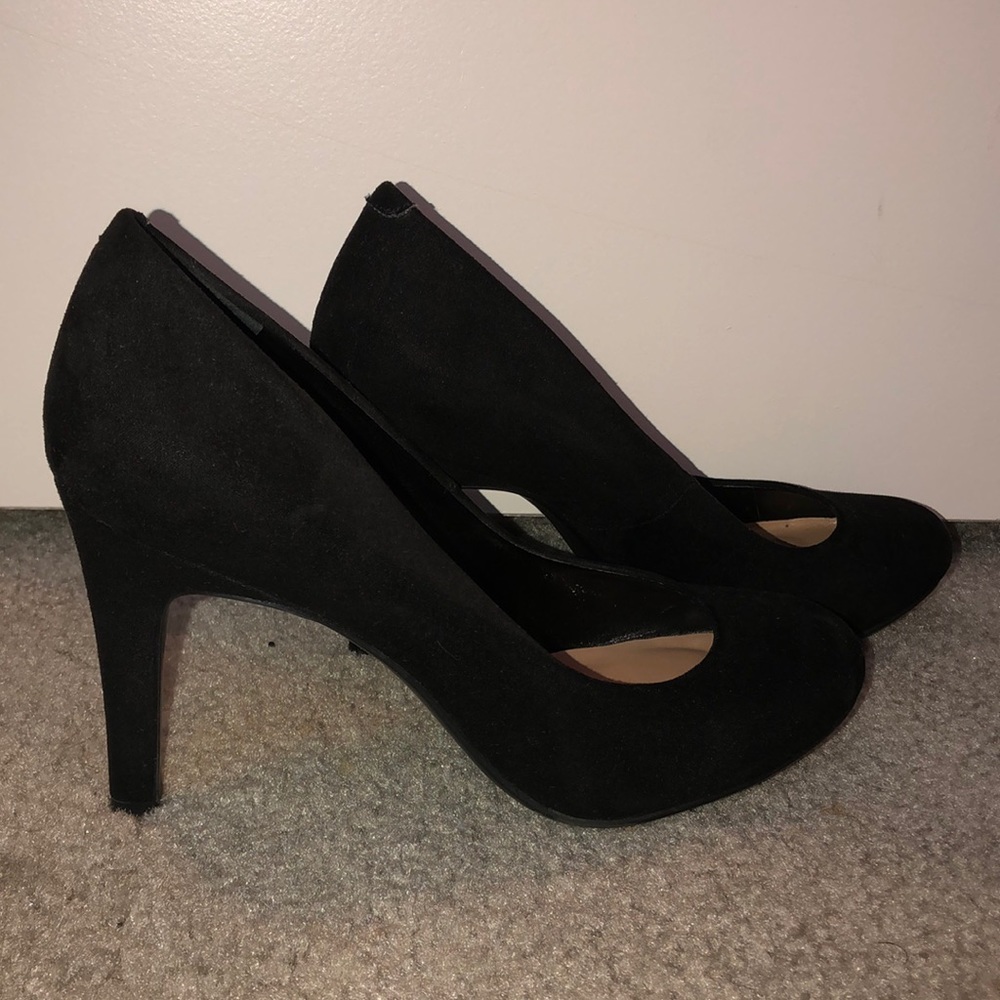 Black heels